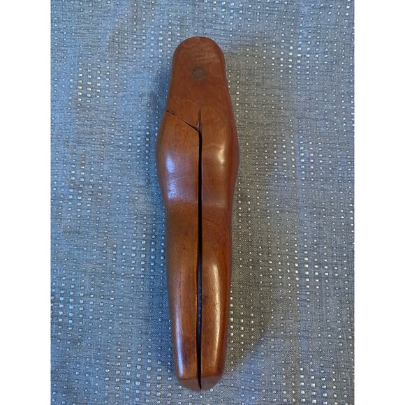 H Wooden nutcracker - Picture 4 of 10